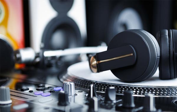Equipment Rental For DJs in Greece