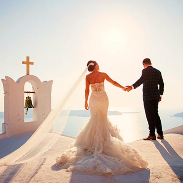 Chic Fairytale Wedding in Santorini | Gill & Ronnie